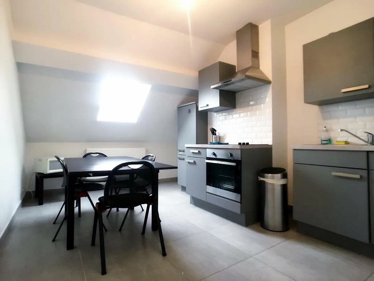 Brussels Central Apartment 0*,